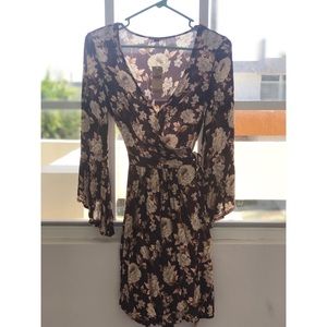 American Eagle Outfitters Floral Short Dress